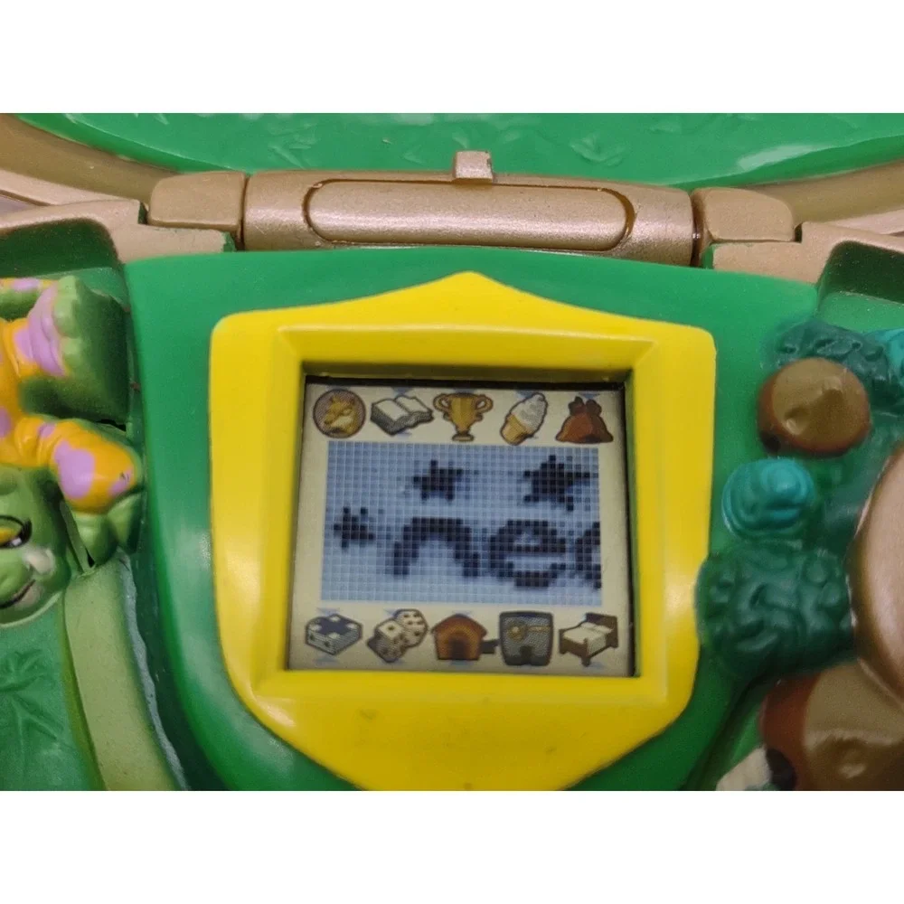 Vintage 2003 Hasbro NeoPets Virtual Electronic Handheld Game +3 Original Figures